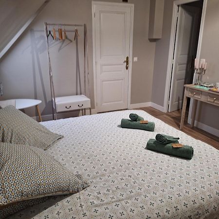 Les Gites De L'Herperie Blicourt Eksteriør billede